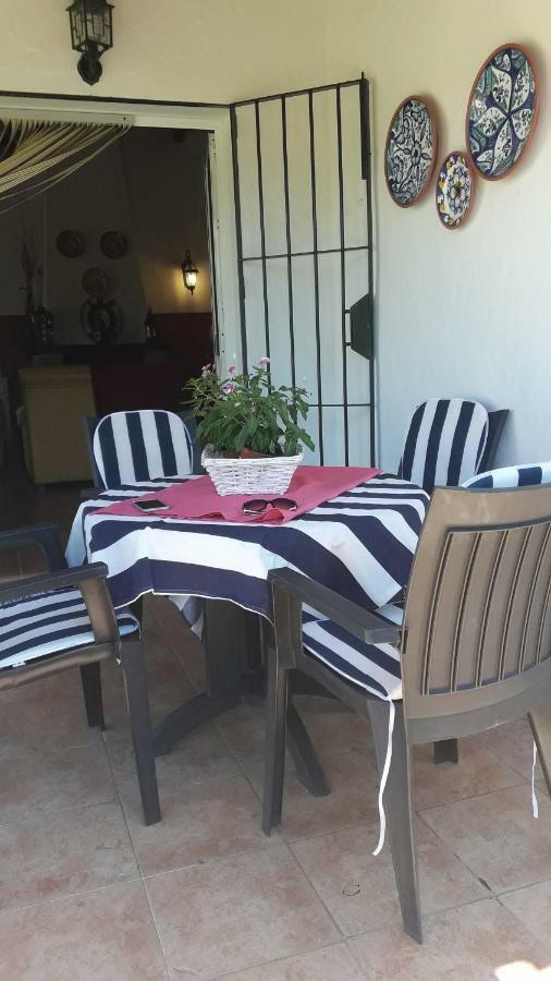 Chalet La Huerta 2 Amplios Jardines Barbacoa Y Wifi Conil De La Frontera Exterior foto
